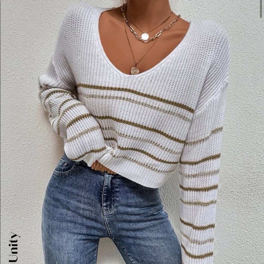 Knit sweater
